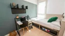 Room for rent, Granada, Andalucía, &lt;span class=&quot;blurred street&quot; onclick=&quot;ProcessAdRequest(11859578)&quot;&gt;&lt;span class=&quot;hint&quot;&gt;See streetname&lt;/span&gt;[xxxxxxxxxxxxx]&lt;/span&gt;