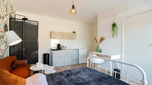 Apartments in Location is not specified - photo 8