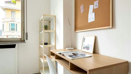Rooms in Milano Zona 2 - Stazione Centrale, Gorla, Turro, Greco, Crescenzago - photo 2