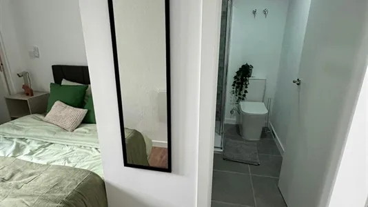 Rooms in Godelleta - photo 3