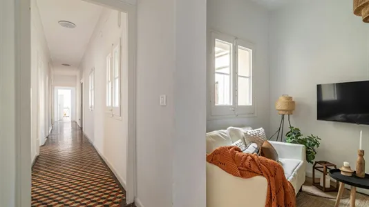 Rooms in Barcelona Ciutat Vella - photo 10