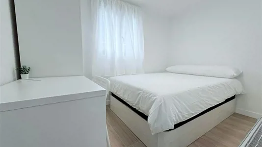 Rooms in Los Berrocales - photo 3