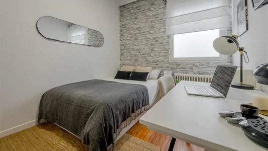 Rooms in Madrid Centro - photo 2