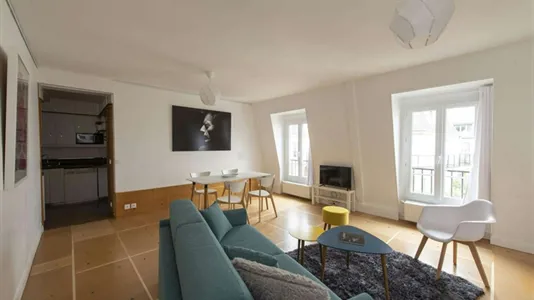 Apartments in Paris 15ème arrondissement - photo 1