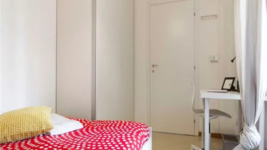 Rooms in Milano Zona 6 - Barona, Lorenteggio - photo 2