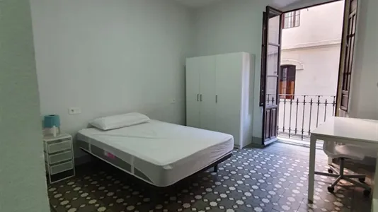 Rooms in Granada - photo 6