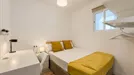 Room for rent, Esplugues de Llobregat, Cataluña, &lt;span class=&quot;blurred street&quot; onclick=&quot;ProcessAdRequest(9201146)&quot;&gt;&lt;span class=&quot;hint&quot;&gt;See streetname&lt;/span&gt;[xxxxxxxxxxxxx]&lt;/span&gt;