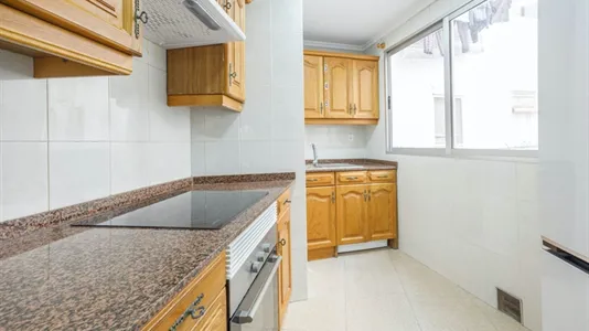 Rooms in el Camí de Vera - photo 9