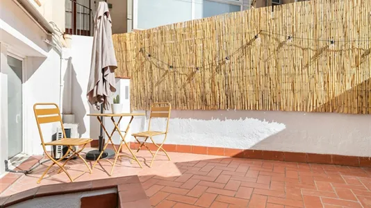 Apartments in Barcelona Eixample - photo 3