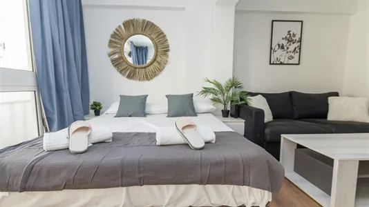 Rooms in Málaga - photo 4