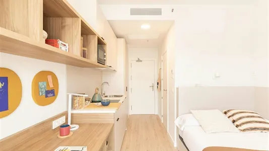 Apartments in Sabadell - photo 7