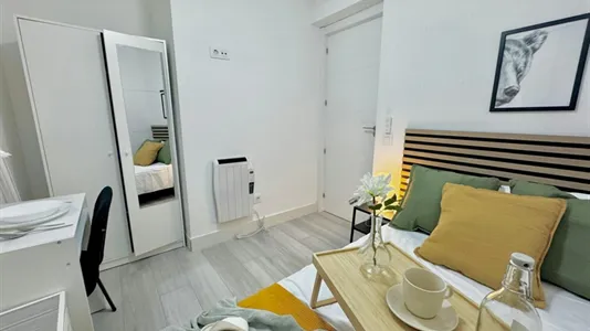 Rooms in Getafe - photo 1