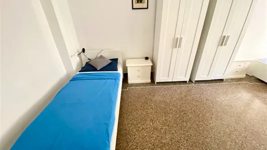 Rooms in Genoa - photo 6