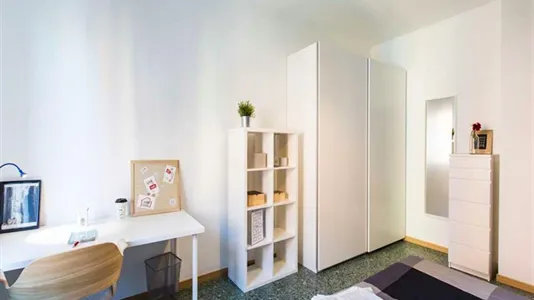 Rooms in Milano Zona 8 - Fiera, Gallaratese, Quarto Oggiaro - photo 7