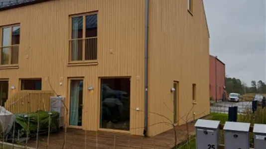 Houses in Järfälla - photo 10