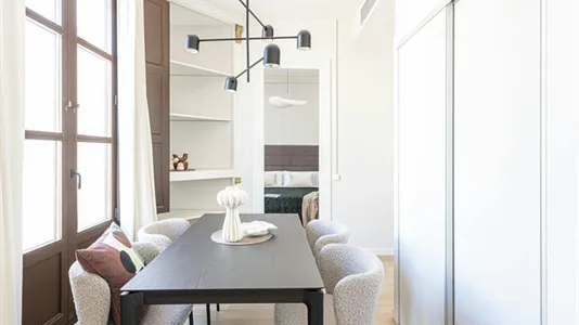 Apartments in Barcelona Ciutat Vella - photo 8