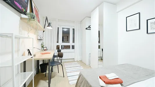 Rooms in Bilbao - photo 4