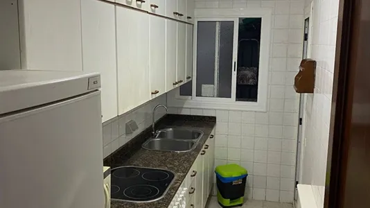 Rooms in Barcelona Sant Martí - photo 9