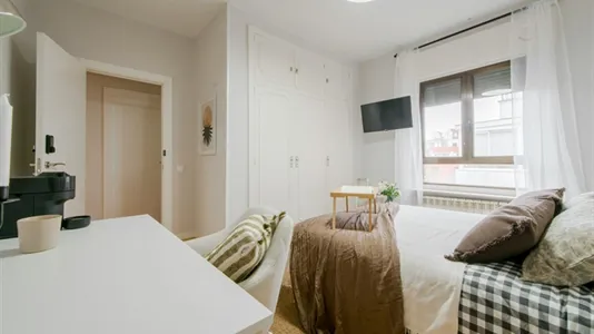 Rooms in Madrid Salamanca - photo 4