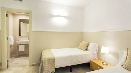 Apartments in Barcelona Ciutat Vella - photo 9