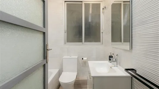 Rooms in Valencia L'Eixample - photo 9