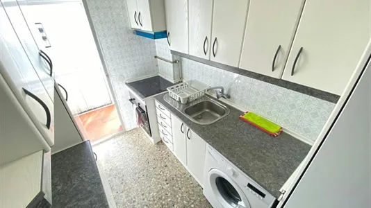 Rooms in Adaro - photo 8