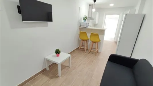 Rooms in Granada - photo 9