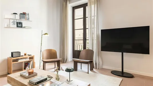 Apartments in Barcelona Ciutat Vella - photo 5