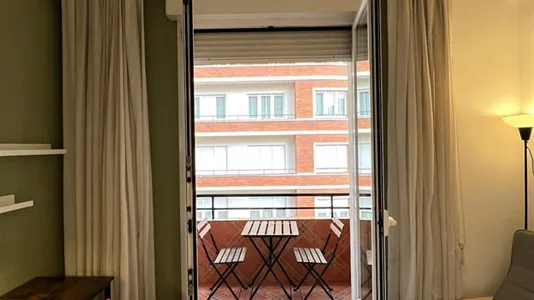 Rooms in Bilbao - photo 9