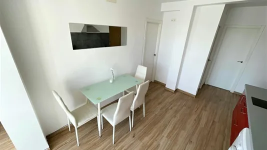 Rooms in El Cerezo - photo 8