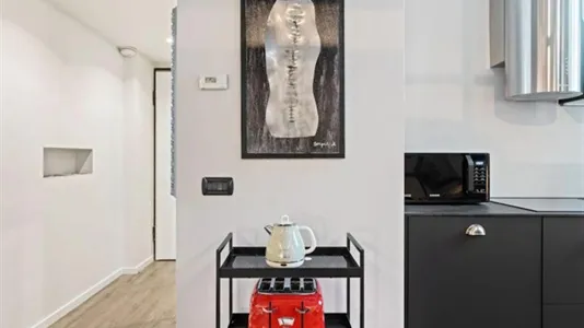 Apartments in Milano Zona 8 - Fiera, Gallaratese, Quarto Oggiaro - photo 5