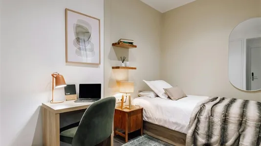 Rooms in Barcelona Ciutat Vella - photo 1