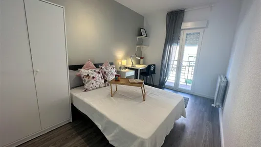 Rooms in Madrid Puente de Vallecas - photo 1