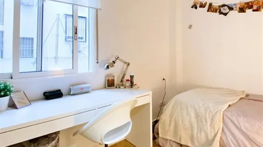 Rooms in Valencia Ciutat Vella - photo 5