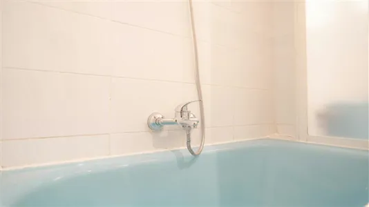 Rooms in Madrid Chamberí - photo 8