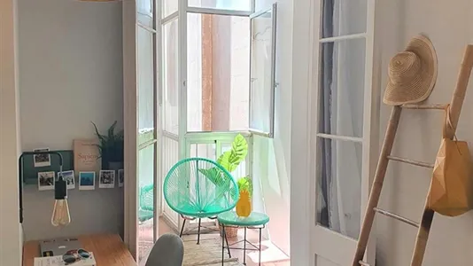 Rooms in Barcelona Eixample - photo 8