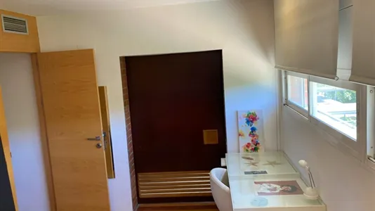 Rooms in Los Bermejales - photo 9