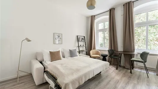 Apartments in Berlin Neukölln - photo 8