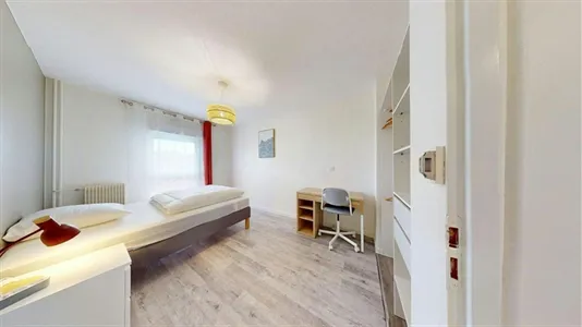 Rooms in Lyon - photo 4
