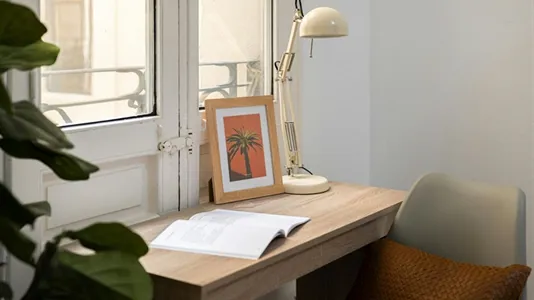 Rooms in Barcelona Ciutat Vella - photo 4