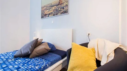 Rooms in Milano Zona 8 - Fiera, Gallaratese, Quarto Oggiaro - photo 3