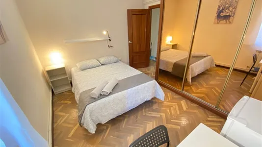 Rooms in Madrid Puente de Vallecas - photo 5