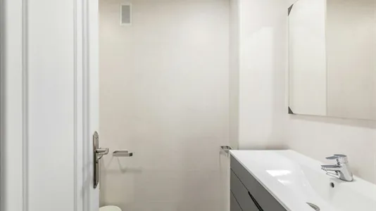 Rooms in Valencia Extramurs - photo 6