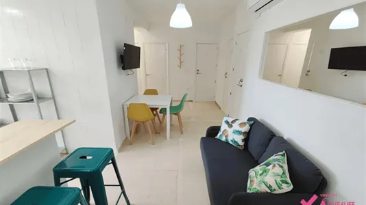 Rooms in Granada - photo 5