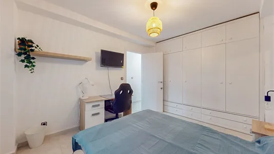 Rooms in Reus - photo 4