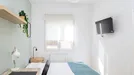 Room for rent, Zaragoza, Aragón, &lt;span class=&quot;blurred street&quot; onclick=&quot;ProcessAdRequest(10254278)&quot;&gt;&lt;span class=&quot;hint&quot;&gt;See streetname&lt;/span&gt;[xxxxxxxxxxxxx]&lt;/span&gt;