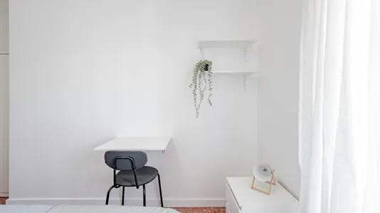 Rooms in Mislata - photo 2