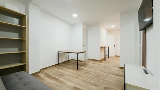 Apartments in Barcelona Ciutat Vella - photo 7