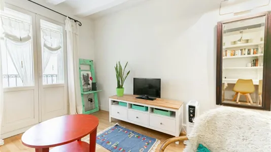 Apartments in Barcelona Ciutat Vella - photo 6