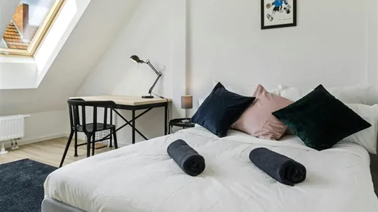 Rooms in Berlin Mitte - photo 1